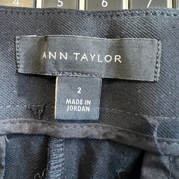 Ann Taylor Women's Wide Leg Casual Cropped Pant Mid Rise Solid Black Size 2 - Picture 3 of 5